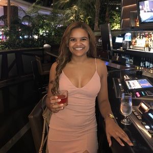 Meet your Posher, Alana